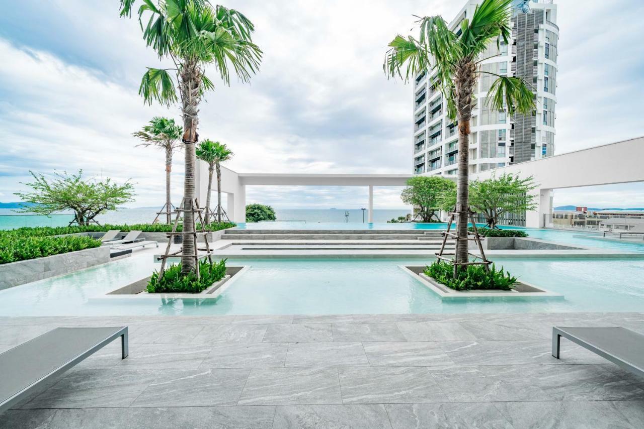 Pattaya Aeras Condotel Pantai Jomtien Luaran gambar