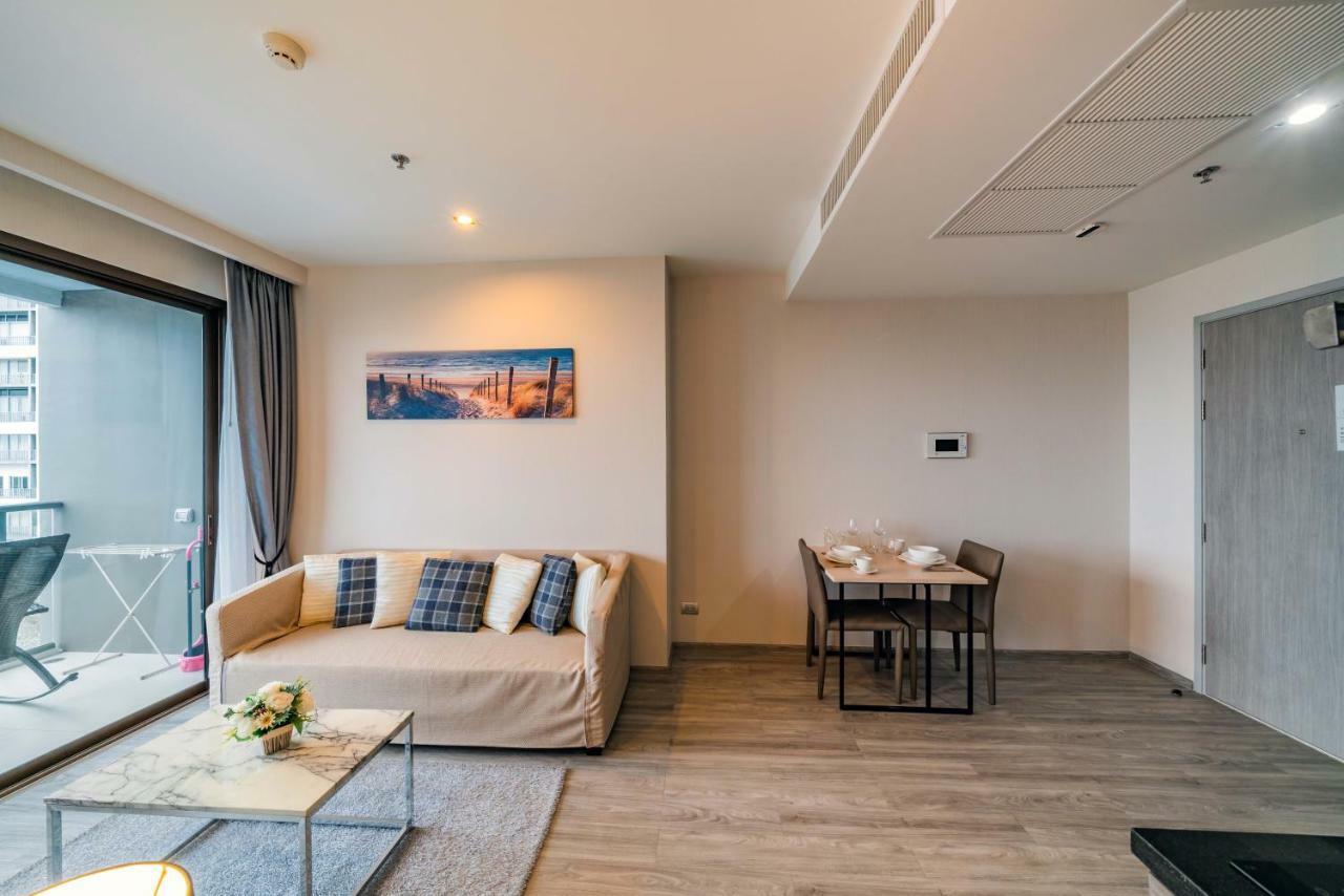 Pattaya Aeras Condotel Pantai Jomtien Luaran gambar